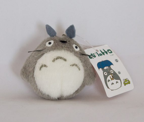 Liten Totoro-plush med nyckelkedja - Bild 4