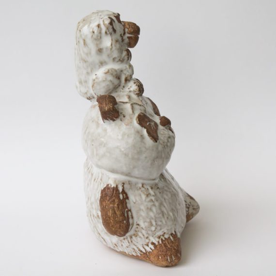 Arg panda med en apa på huvudet – keramik figur - Bild 3