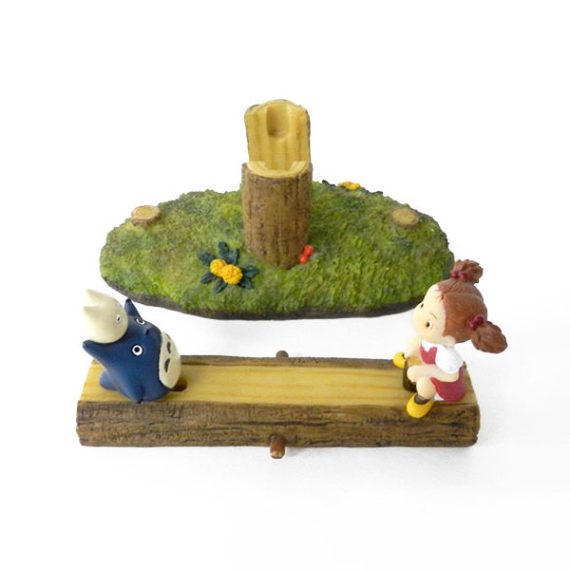Mei och blå Totoro på gungbräda - Bild 3