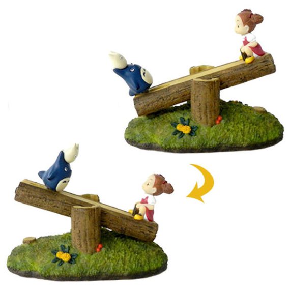 Mei och blå Totoro på gungbräda - Bild 4